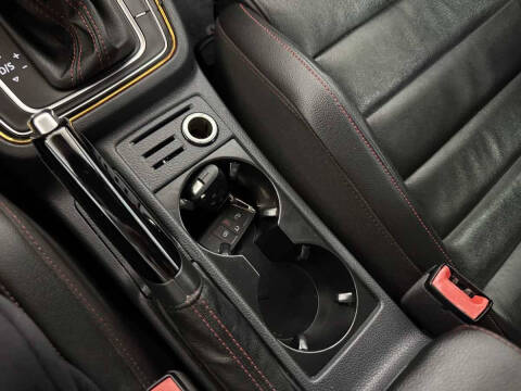 2017 Volkswagen Golf GTI