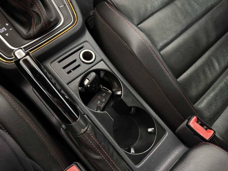 2017 Volkswagen Golf GTI