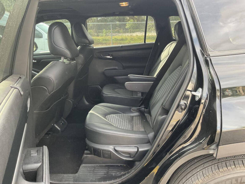 2021 Toyota Highlander XSE