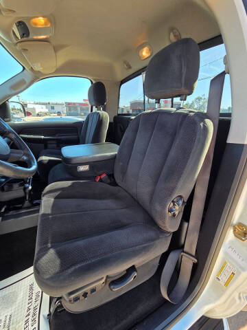 2005 Dodge Ram 1500 SLT