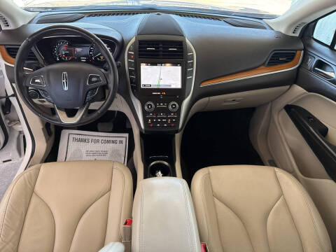 2019 Lincoln MKC Select