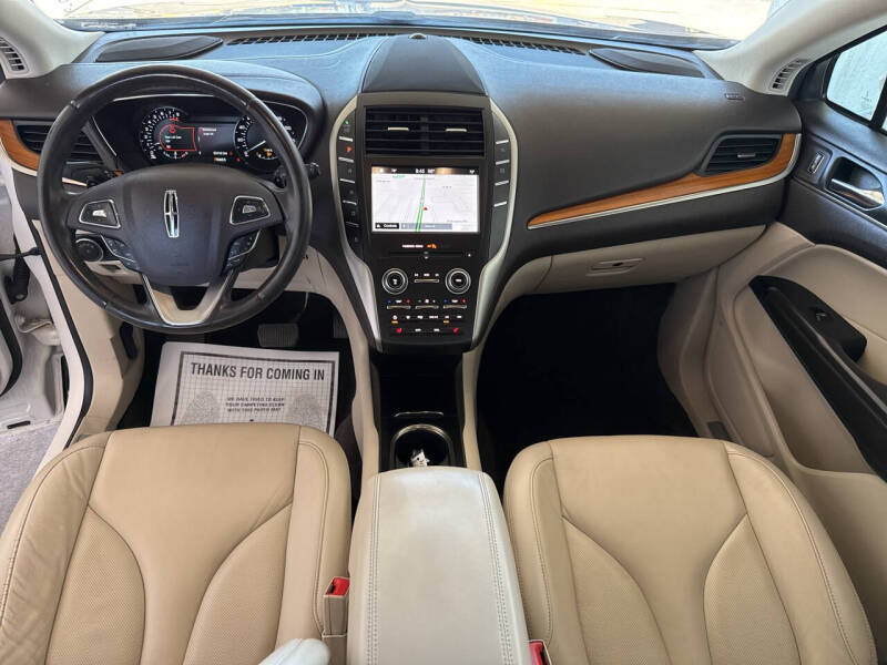 2019 Lincoln MKC Select