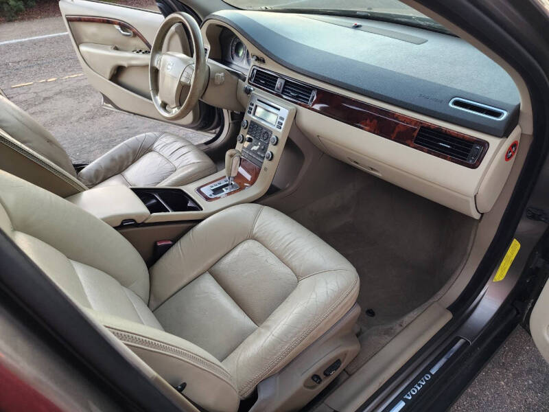 2008 Volvo XC70 3.2