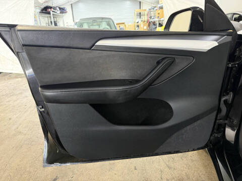 2024 Tesla Model Y Performance