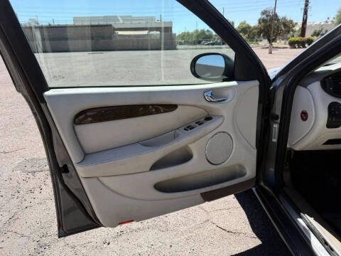 2003 Jaguar X-Type 2.5