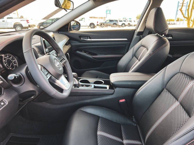 2025 Nissan Altima 2.5 SR