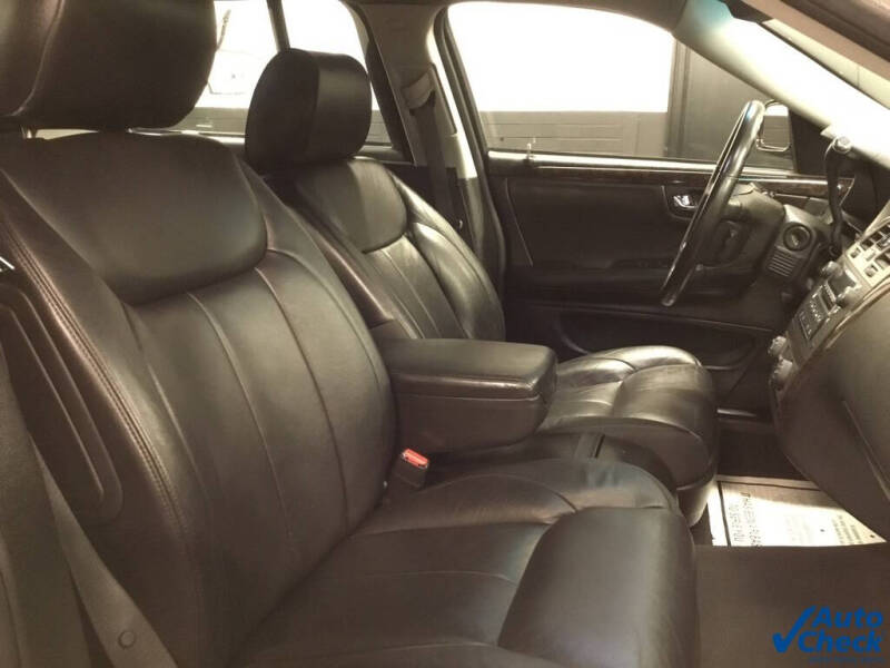 2011 Cadillac DTS Pro Coachbuilder Limo