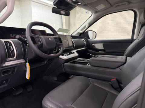 2027 Ford Expedition MAX Active