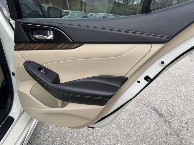 2018 Nissan Maxima Platinum