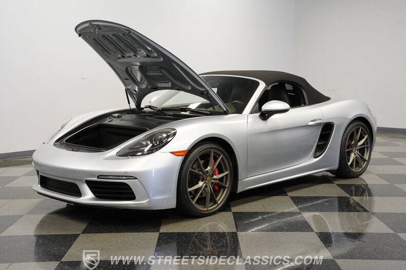 2017 Porsche 718 Boxster S