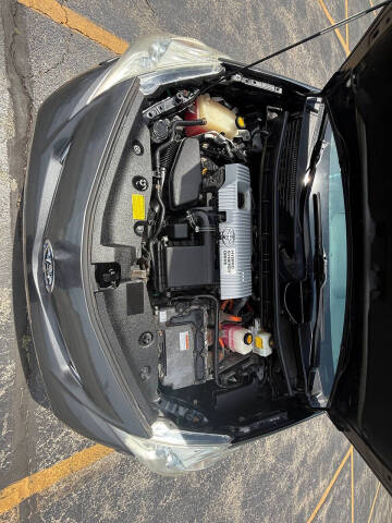 2012 Toyota Prius v Five