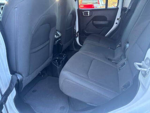 2023 Jeep Gladiator Sport S