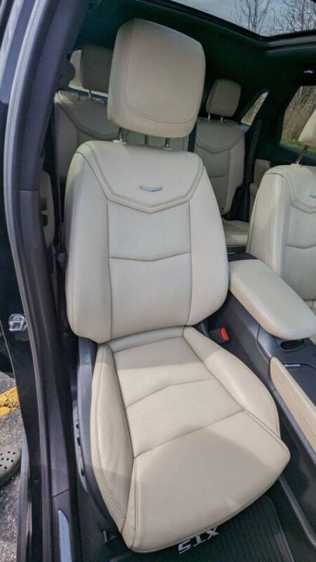 2018 Cadillac XT5 Premium Luxury