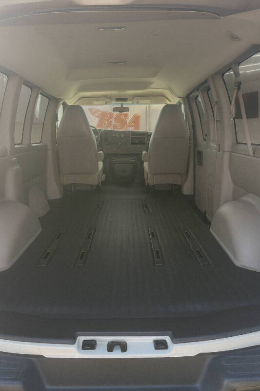 2011 Chevrolet Express LS 2500