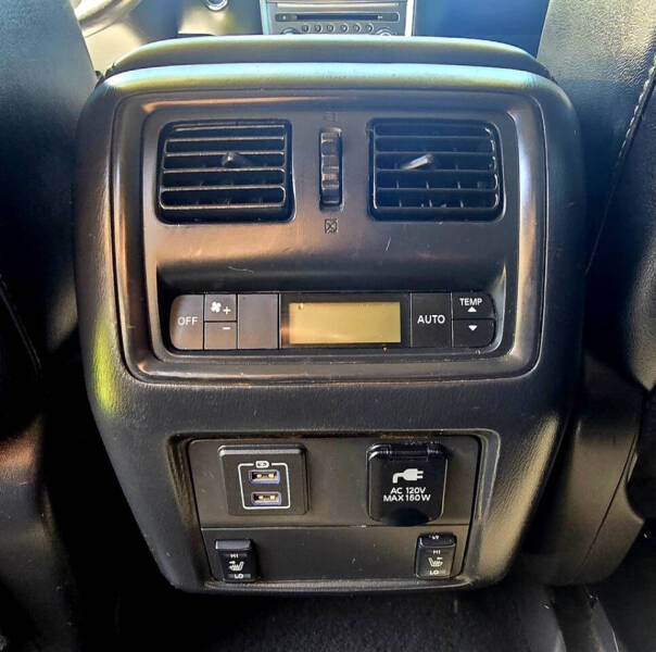 2018 Nissan Pathfinder SL