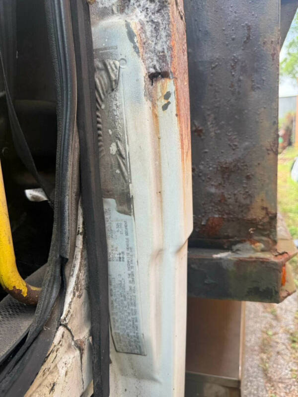 1998 Freightliner FL60