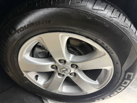 2011 Toyota Sienna Base 7-Passenger