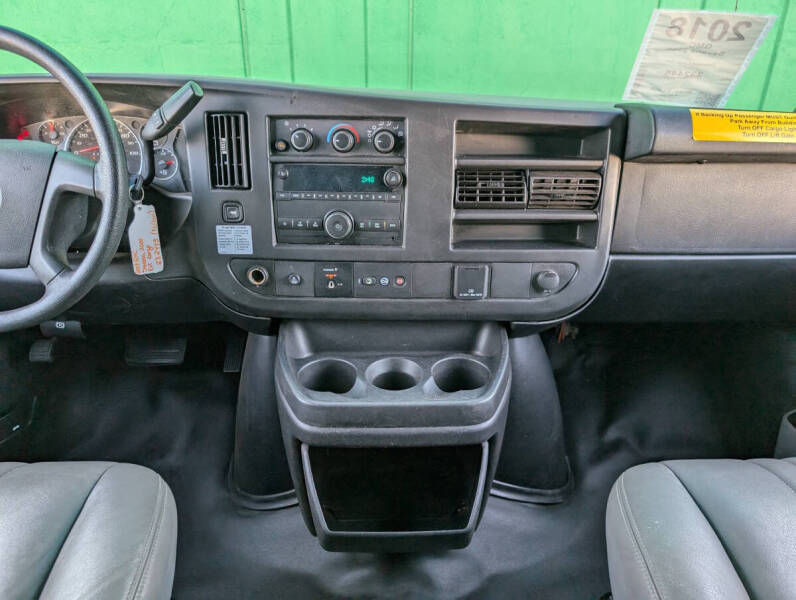 2018 GMC Savana 2500