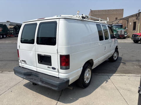 2012 Ford E-Series