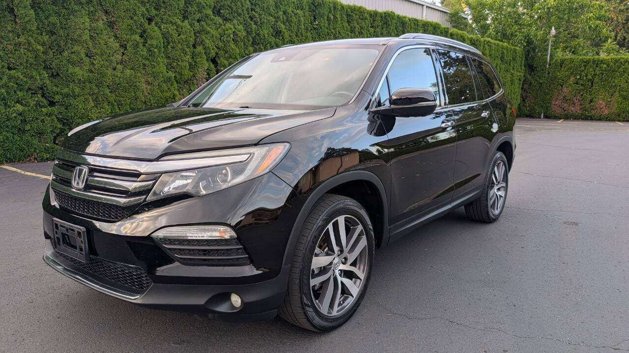 Black 2017 Honda Pilot Elite AWD Elite 4dr SUV 1