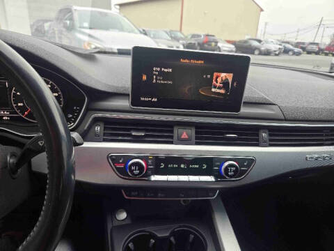 2017 Audi A4 2.0T quattro Premium Plus