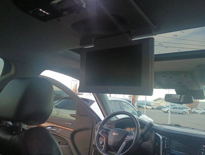 2020 Cadillac Escalade Luxury