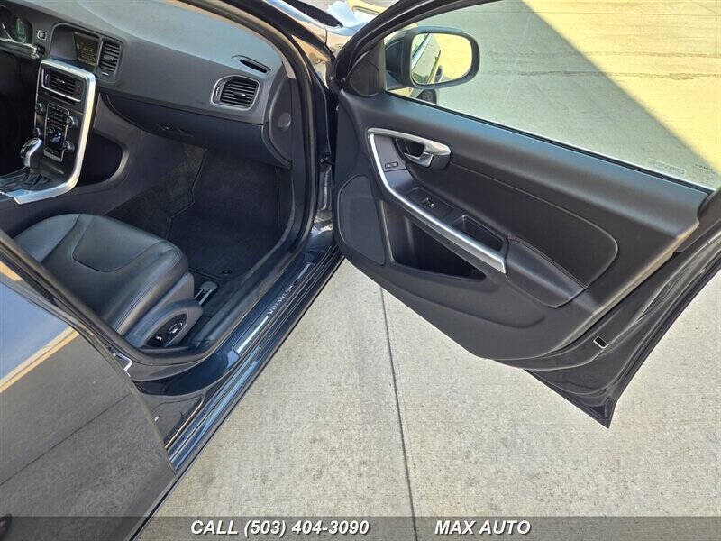 2015 Volvo V60 T5 Drive-E Premier