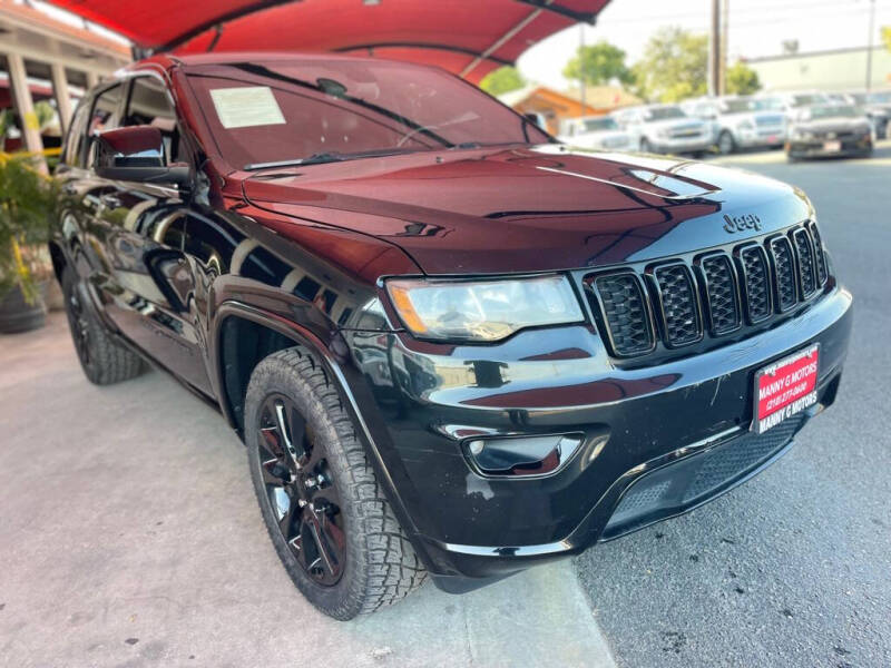 2018 Jeep Grand Cherokee Altitude's photo