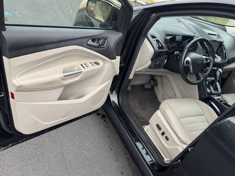 2014 Ford Escape Titanium