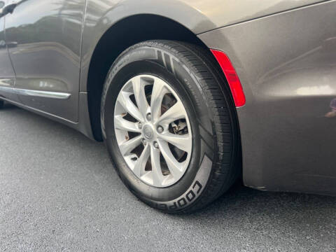 2018 Chrysler Pacifica Touring L