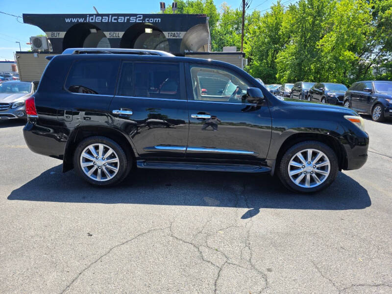 2011 Lexus LX 570