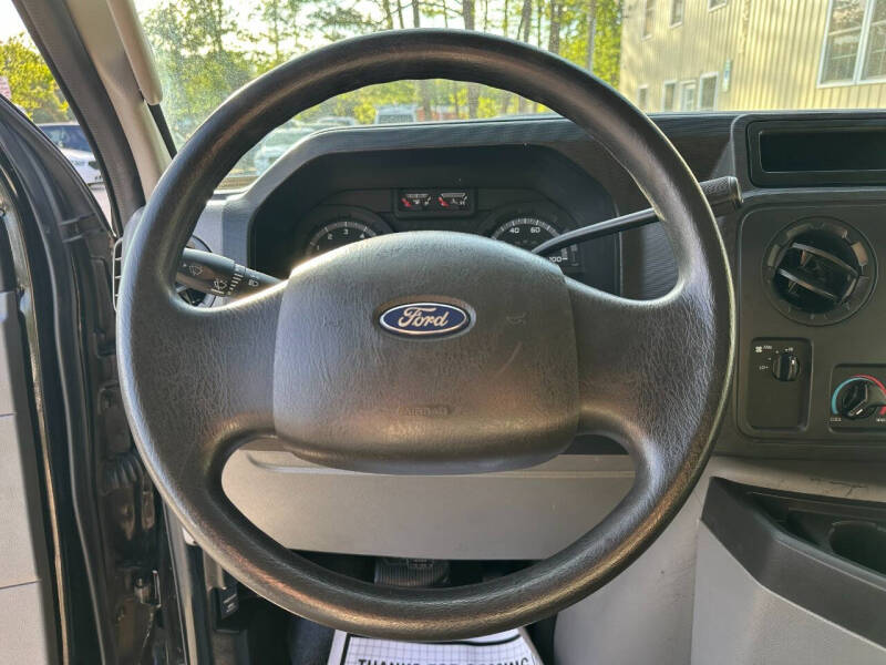 2009 Ford E-Series E-150