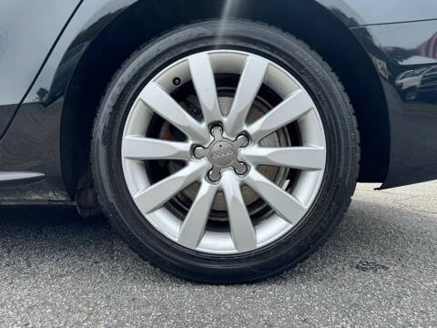 2015 Audi A4 2.0T quattro Premium