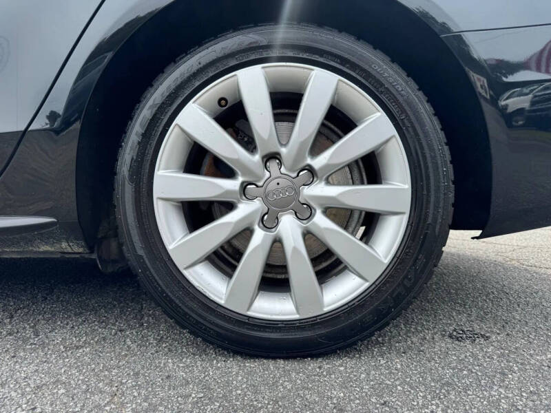 2015 Audi A4 2.0T quattro Premium