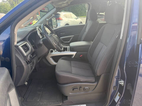 2021 Nissan Titan SV