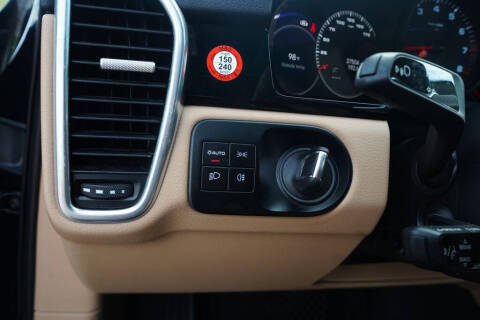 2022 Porsche Cayenne