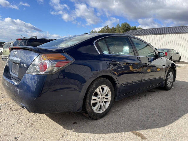 2012 Nissan Altima for sale at Twin Cities Auctions in Elk River, MN