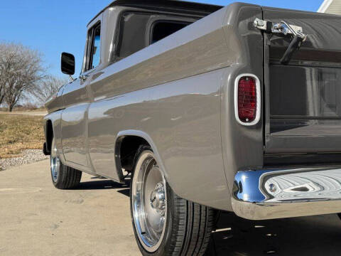 1961 Chevrolet Apache
