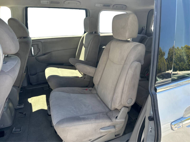 2017 Nissan Quest SV