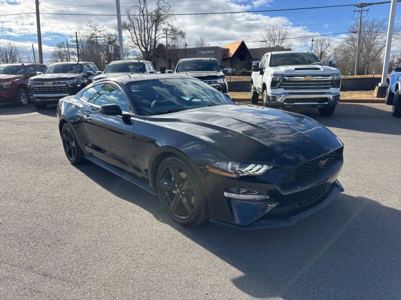 2022 Ford Mustang EcoBoost