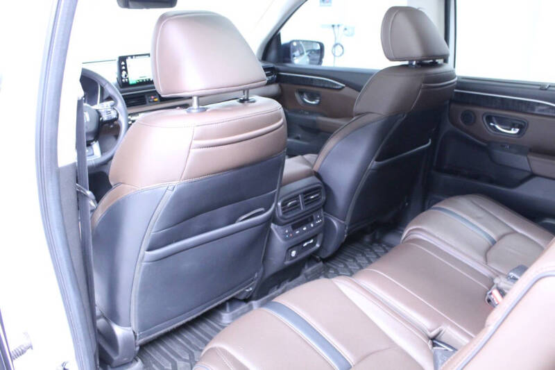 2023 Honda Pilot Elite