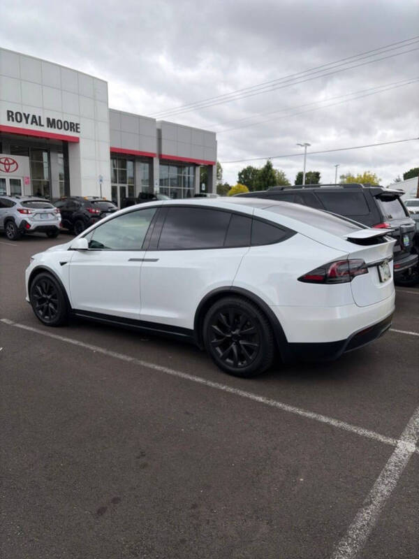 2023 Tesla Model X Standard Range