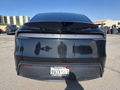 2026 Tesla Model Y Premium
