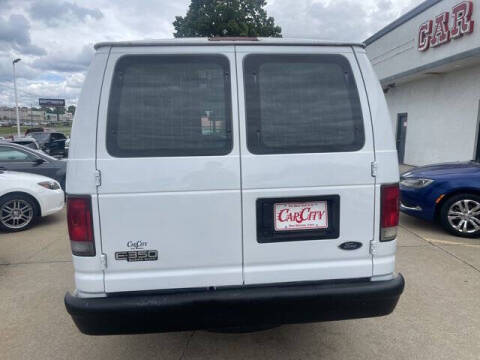 2005 Ford E-Series E-350 SD