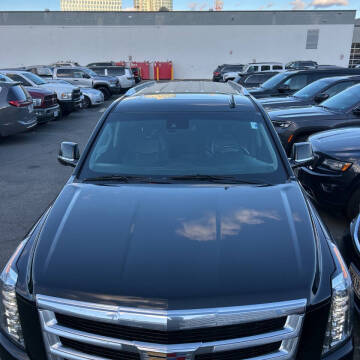 2018 Cadillac Escalade ESV Luxury