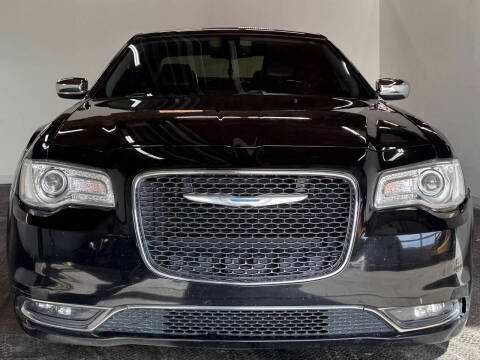 2016 Chrysler 300 C