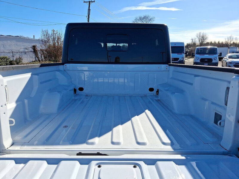 2022 Jeep Gladiator Willys