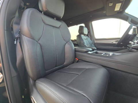 2025 Jeep Wagoneer Carbide