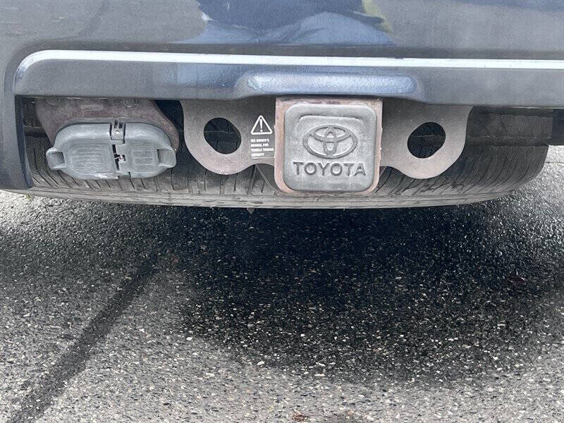 2010 Toyota Sequoia Limited