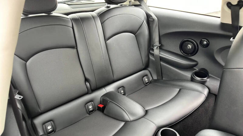 2015 MINI Hardtop 2 Door Cooper